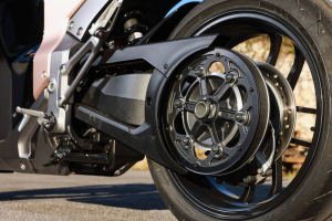 Zvuk ticha: vývoj charakteru modelu Honda WN7